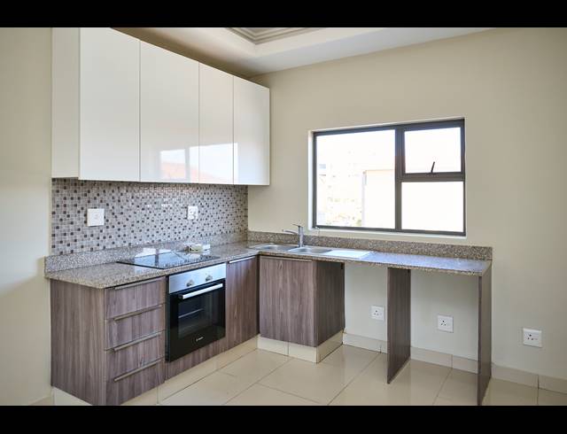 2 BEDROOM APARTMENT TO LET IN UMHLANGA RIDGE